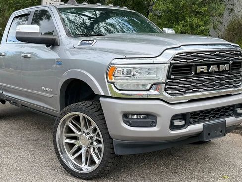 Used 2019 RAM 2500 Limited AWD/4WD image 18