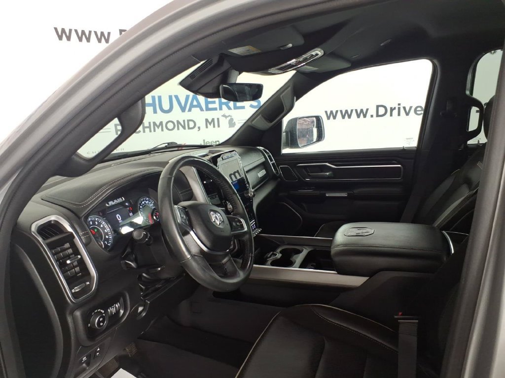 Used 2023 RAM 1500 Laramie AWD/4WD image 12