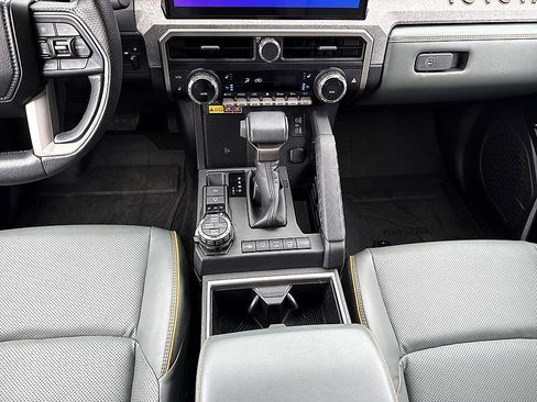 Certified 2025 Toyota 4Runner Trailhunter AWD/4WD image 8