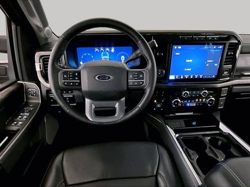 Used 2024 Ford F250 Lariat w/ Lariat Ultimate Package AWD/4WD image 5