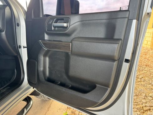 Used 2023 Chevrolet Silverado 3500 LT AWD/4WD image 27