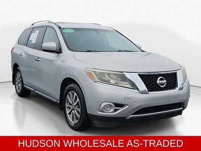 Used 2014 Nissan Pathfinder SV