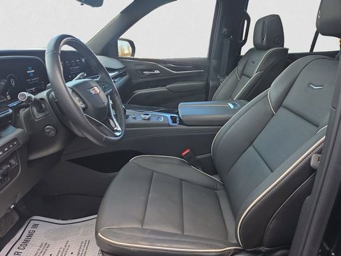 Certified 2024 Cadillac Escalade Sport w/ LPO, ONYX Package image 15