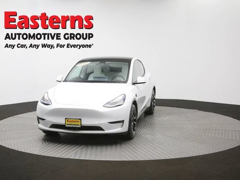 Used 2021 Tesla Model Y Long Range AWD/4WD image 48
