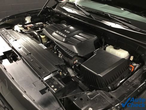 Used 2019 Nissan Titan PRO-4X w/ Pro-4x Convenience Package AWD/4WD image 45