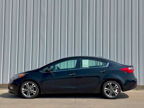 Used 2016 Kia Forte EX FWD image 3