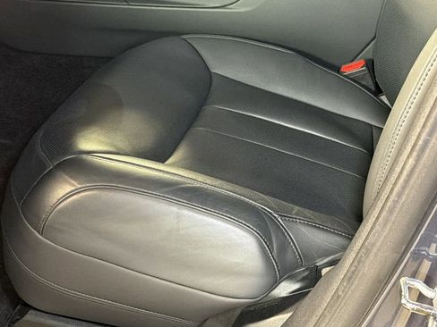 Used 2024 Land Rover Range Rover Sport SE image 23