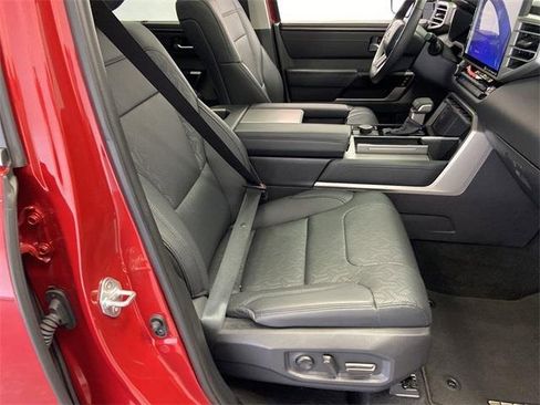 Used 2024 Toyota Sequoia Limited image 35