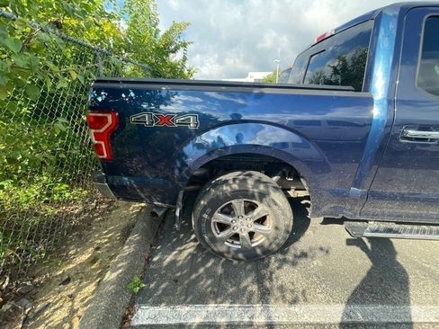 Used 2019 Ford F150 XLT w/ Equipment Group 302A Luxury AWD/4WD image 13