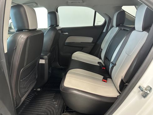 Used 2017 Chevrolet Equinox Premier w/ Enhanced Convenience Package AWD/4WD image 12