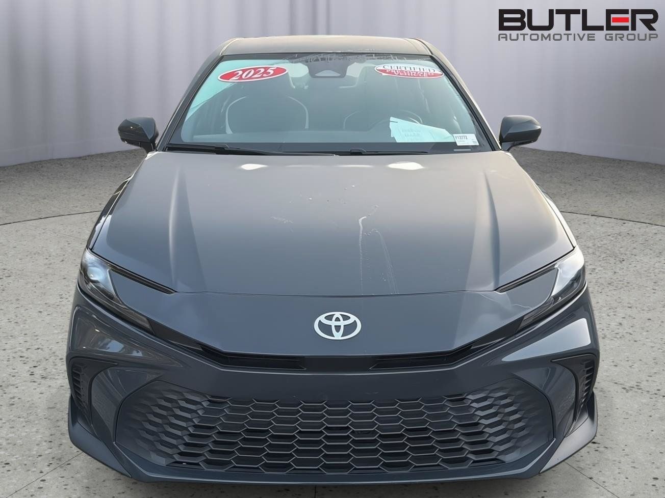 Certified 2025 Toyota Camry SE FWD image 9