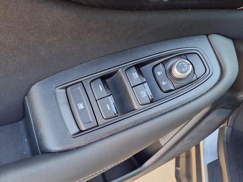 Certified 2025 Subaru Outback Premium image 15