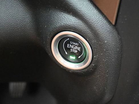 Used 2022 Chevrolet Silverado 1500 High Country AWD/4WD image 21