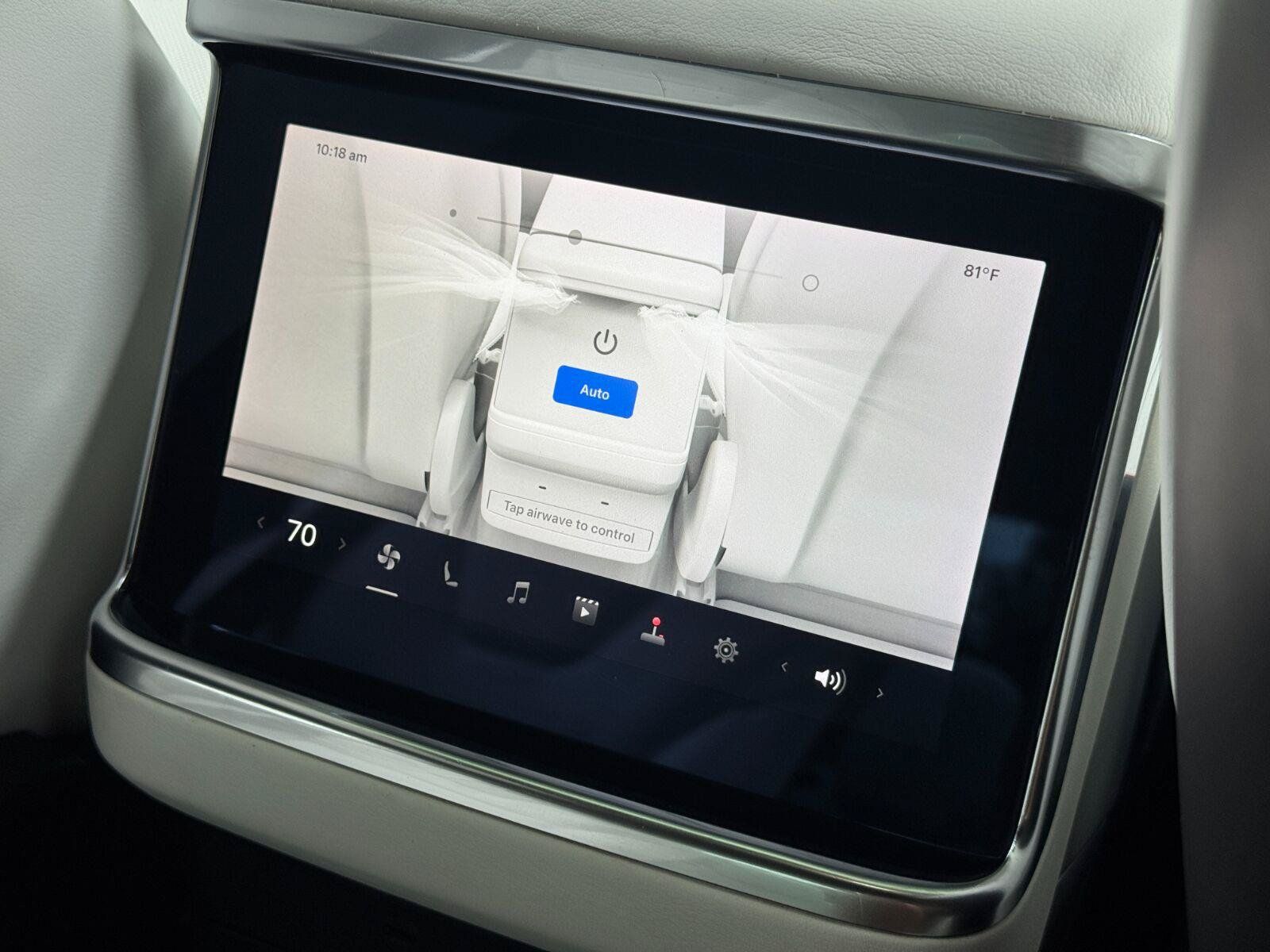 Used 2022 Tesla Model X AWD/4WD image 34