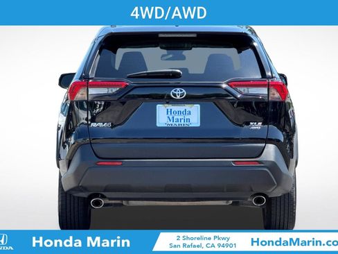 Used 2024 Toyota RAV4 XLE AWD/4WD image 5