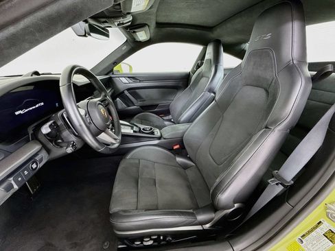 Certified 2025 Porsche 911 Carrera 4 GTS AWD/4WD image 5