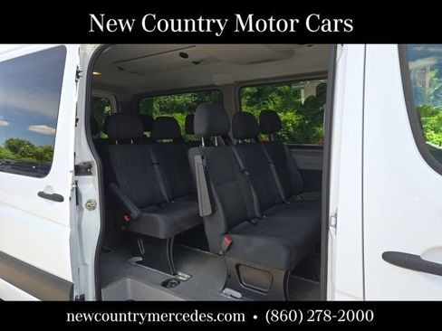 Used 2016 Mercedes-Benz Sprinter 2500 image 10
