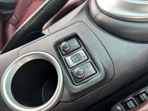 Used 2010 Nissan 370Z Touring w/ Sport Pkg RWD image 36