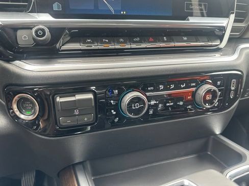 New 2026 Chevrolet Silverado 1500 High Country AWD/4WD image 23