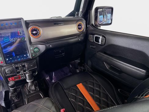 Used 2020 Jeep Gladiator Rubicon AWD/4WD image 23
