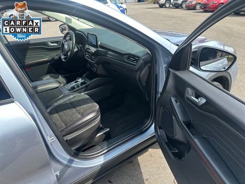 Used 2022 Ford Escape SEL w/ SEL Stealth AWD Package image 13