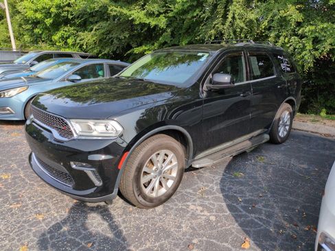Used 2022 Dodge Durango SXT w/ Trailer Tow Group IV RWD image 3