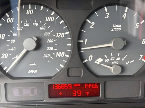 Used 2001 BMW 325Ci Coupe image 20