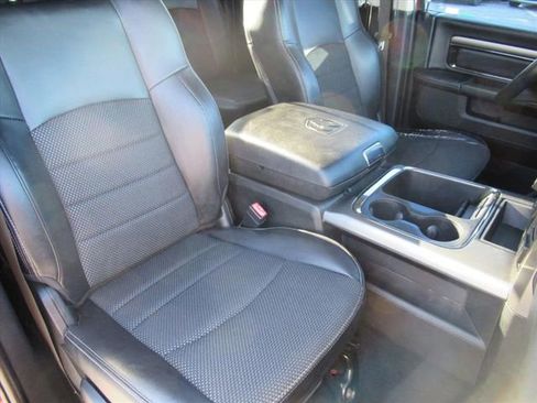 Used 2018 RAM 1500 Sport image 10