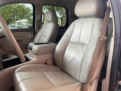 Used 2010 Chevrolet Tahoe LT image 13