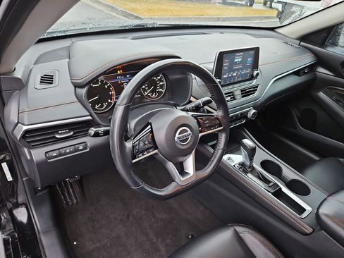 Used 2021 Nissan Altima 2.5 SR image 16