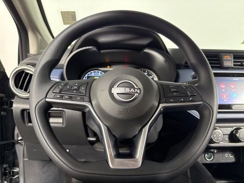 Used 2025 Nissan Versa SV w/ Trunk Package image 25