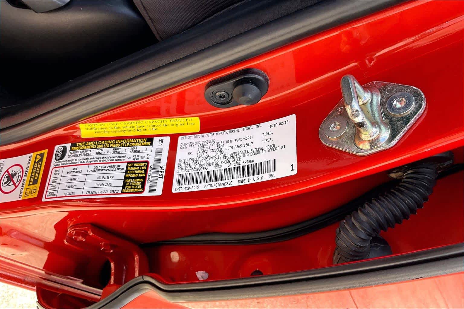 Used 2016 Toyota Tacoma TRD Sport w/ Towing Package RWD image 33