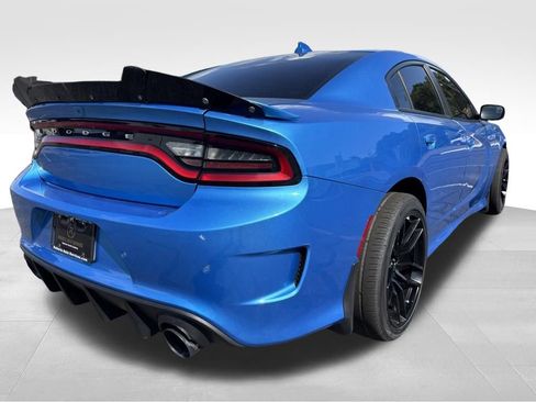 Used 2023 Dodge Charger GT w/ Technology Group RWD image 5
