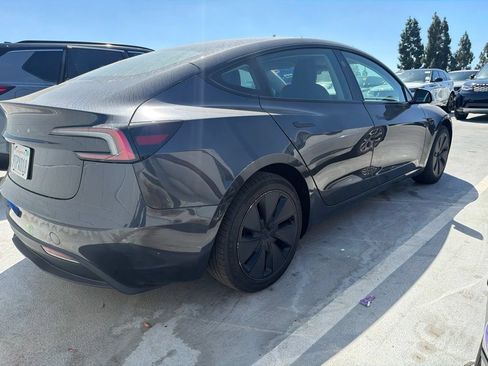 Used 2025 Tesla Model 3 Long Range RWD image 3