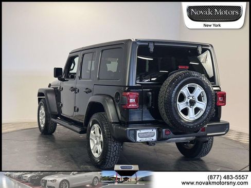 Used 2022 Jeep Wrangler Unlimited Sport AWD/4WD image 8