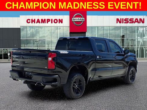 Used 2020 Chevrolet Silverado 1500 LT Trail Boss image 7