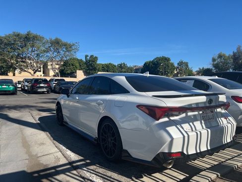 Used 2020 Toyota Avalon TRD image 5