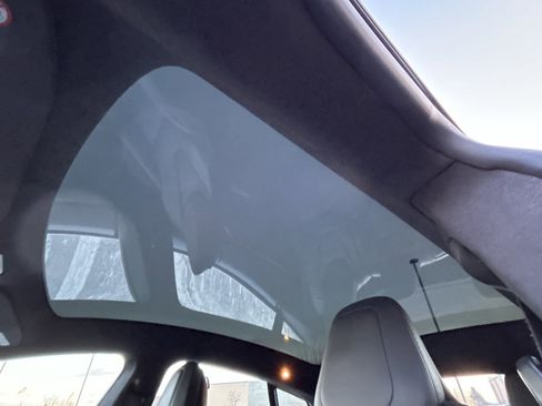 Used 2019 Tesla Model S 100D image 9