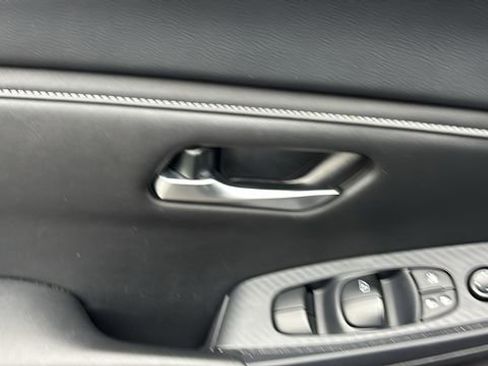 Used 2024 Nissan Sentra SV image 13