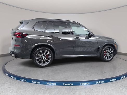 New 2026 BMW X5 xDrive40i w/ M Sport Package AWD/4WD image 4
