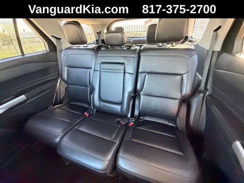 Used 2023 Ford Explorer XLT w/ Equipment Group 202A image 23