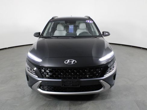 Certified 2022 Hyundai Kona Limited FWD image 14