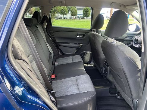 Certified 2025 Nissan Rogue SV AWD/4WD image 15