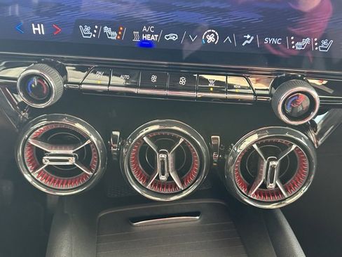 Certified 2024 Chevrolet Blazer EV RS image 34