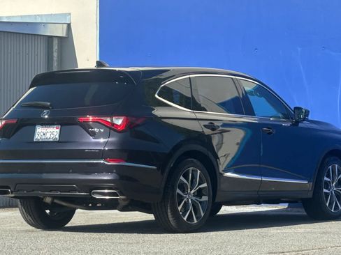 Certified 2023 Acura MDX SH-AWD w/ Technology Package image 3