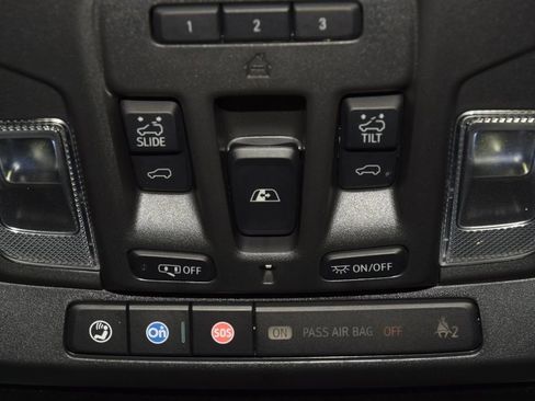 Used 2024 Chevrolet Silverado 1500 High Country w/ High Country Premium Package AWD/4WD image 51
