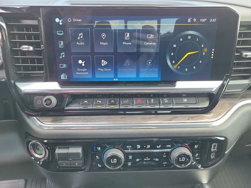 Used 2024 Chevrolet Silverado 1500 LTZ image 17