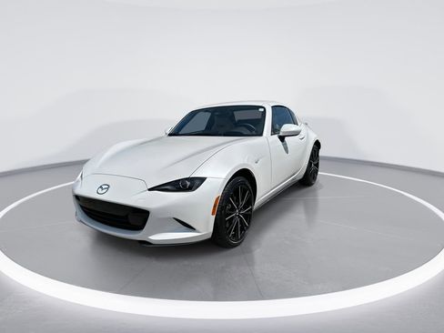 Certified 2025 MAZDA MX-5 Miata RF Grand Touring RWD image 4