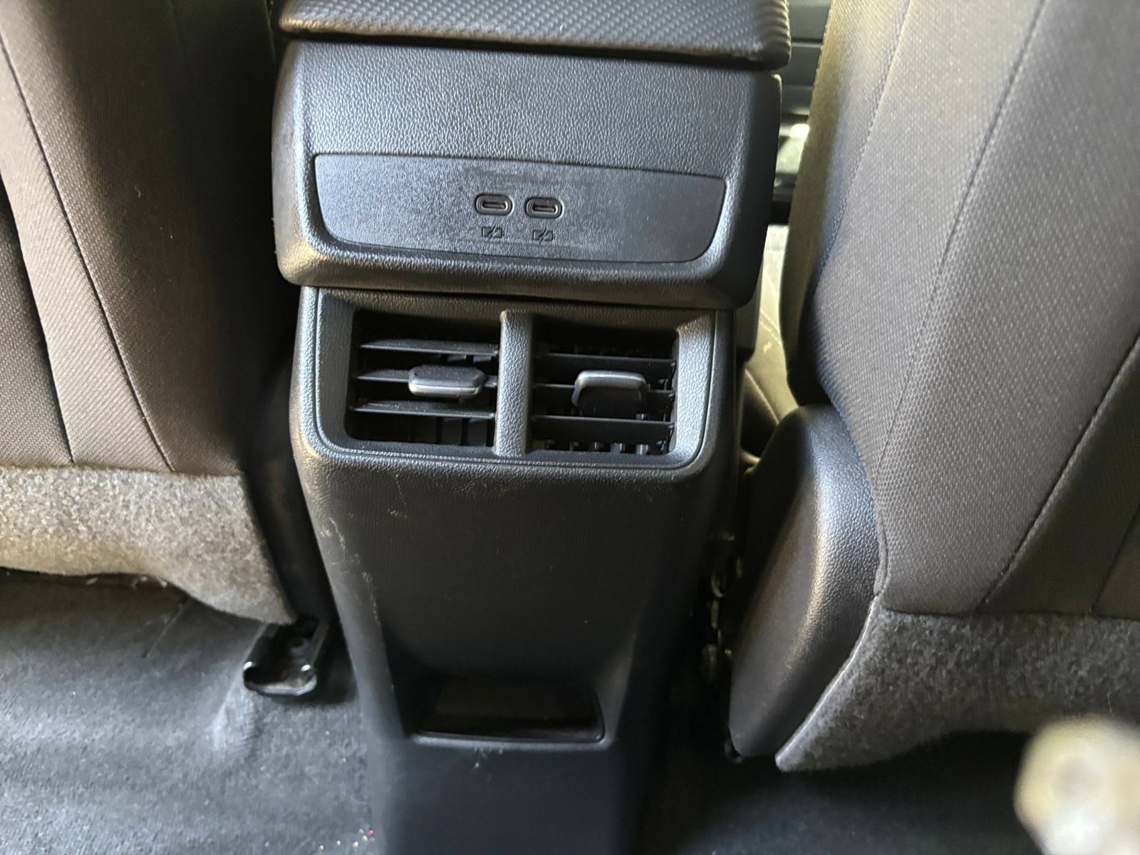Used 2025 Chevrolet Equinox LT FWD image 21