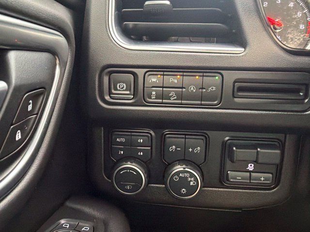 Used 2021 Chevrolet Tahoe Z71 w/ Z71 Off-Road Package AWD/4WD image 12